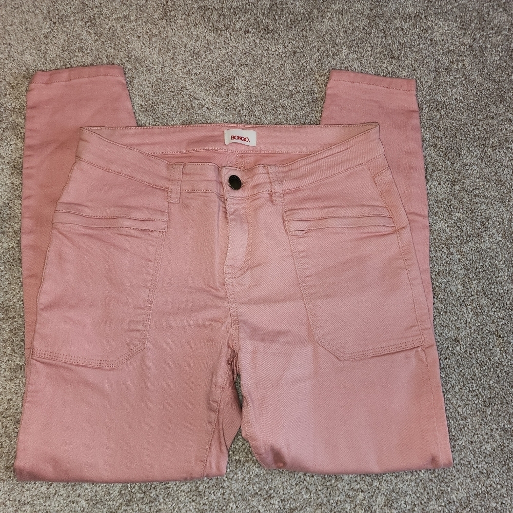 Preowned Bongo size 7‎ pink salmon color crop pants